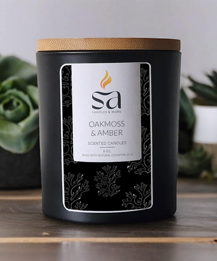 Oakmoss & Amber Candle-hover